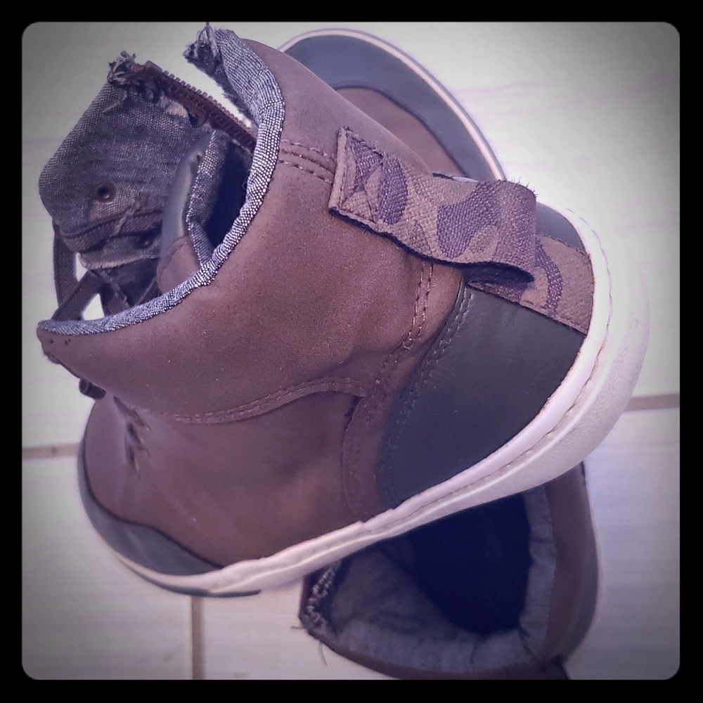 Boys Boots